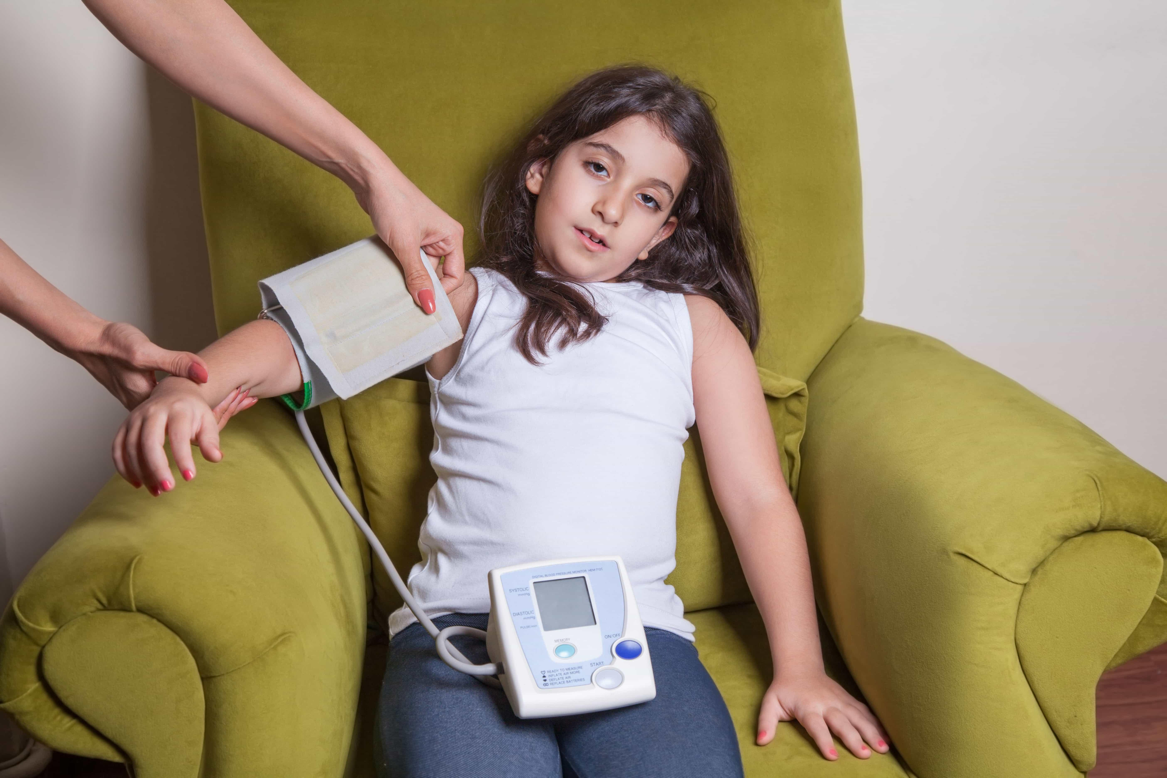 4 Tips Helping Your Children Avoid High Blood Pressure