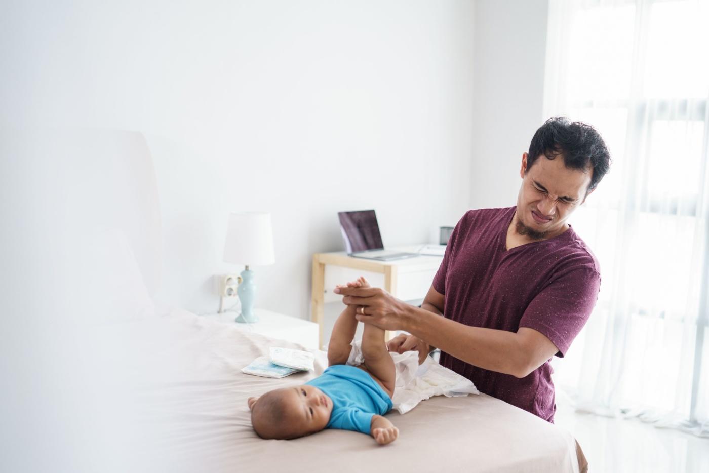 Panduan Pemakaian Lampin Bayi Perempuan & Lelaki, Bersama Tip Penjagaan Kulit Si Comel