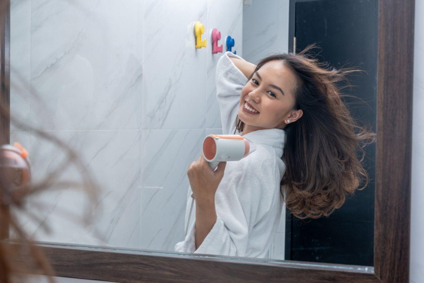 Nak Keringkan Rambut Dengan Lebih Cepat? Jom Cuba 6 Tip Ini, BERKESAN!