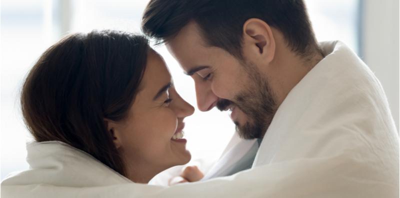 Nak Goda Isteri Malam Ini? Cuba 4 Cara Merangsang Pasangan Kepada Hubungan Kelamin Ini