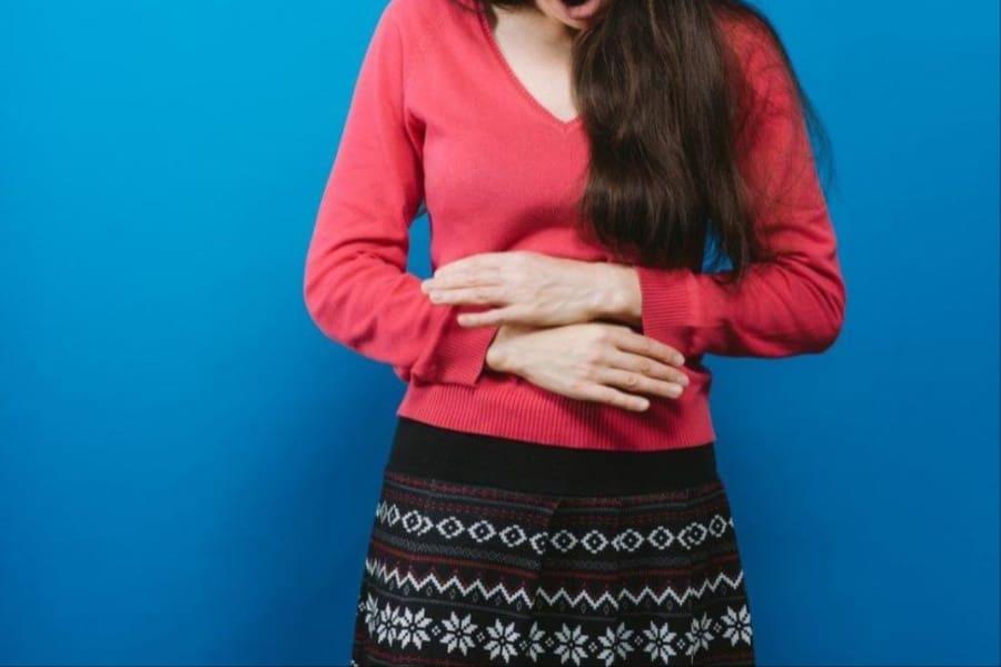 Peranakan Jatuh Perlu Dirawat, Orang Perempuan WAJIB Tahu Simptom Rahim Jatuh!