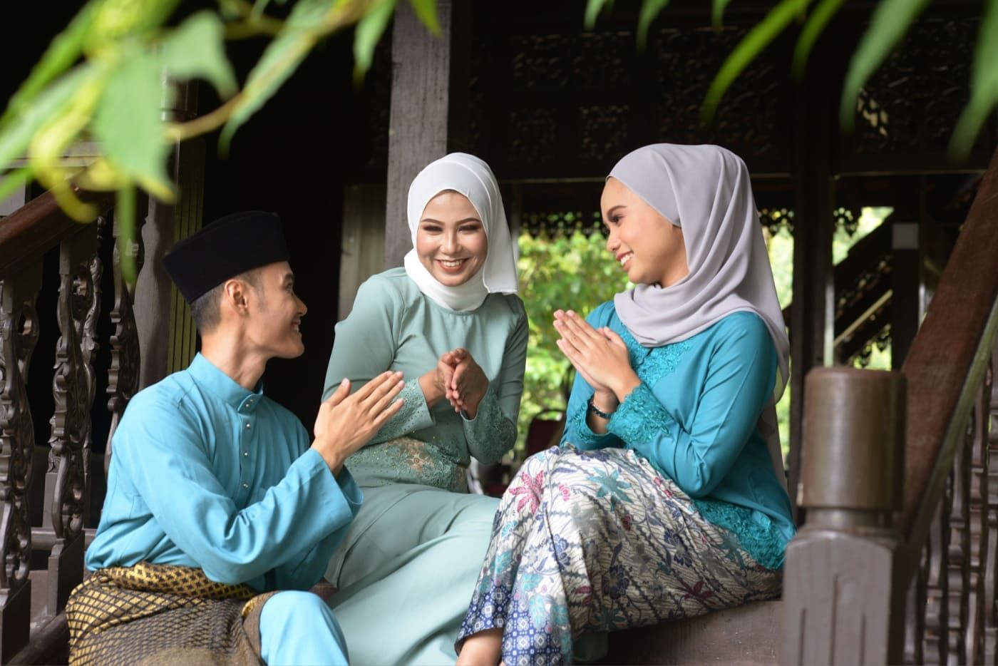 8 Tip Penjagaan Gigi Semasa Hari Raya Aidilfitri Supaya Senyuman Kekal Menawan