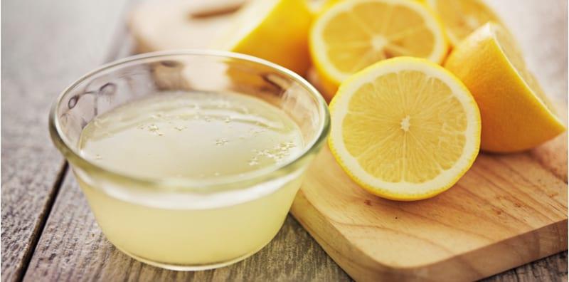 Selalu Minum Air Lemon? Tahu Tak Ia Boleh Buat Anda Sentiasa Awet Muda!