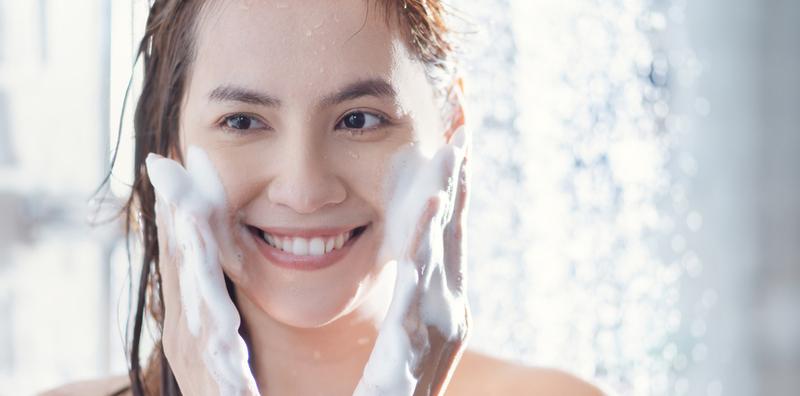 Nak Kulit Wajah Cantik? Pilih Pencuci Muka Sesuai Dengan Kulit