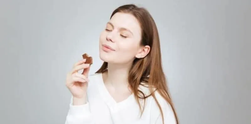 Ruginya Tak Boleh Nak Makan Coklat Sebab Alahan! Ia Kondisi Jarang Berlaku?