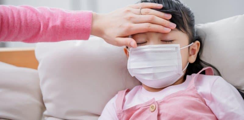 Hati-Hati Jika Anak Sakit Tekak Lebih 3 Hari Dan Demam Melebihi 38.3°C, Ini Sebabnya!