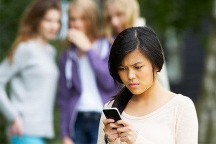 Mangsa Buli Siber: Anak Anda Mungkin Salah Seorang Daripadanya