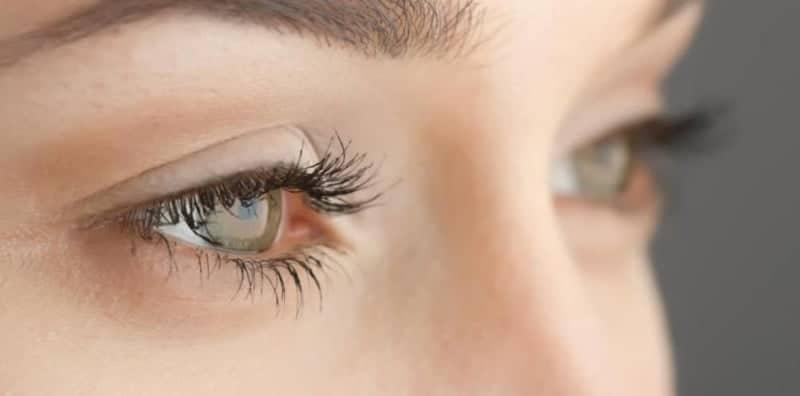 3 Tip Penjagaan Bulu Mata, Benarkah Kata Orang Tua JANGAN Pakai Bulu Mata Palsu?