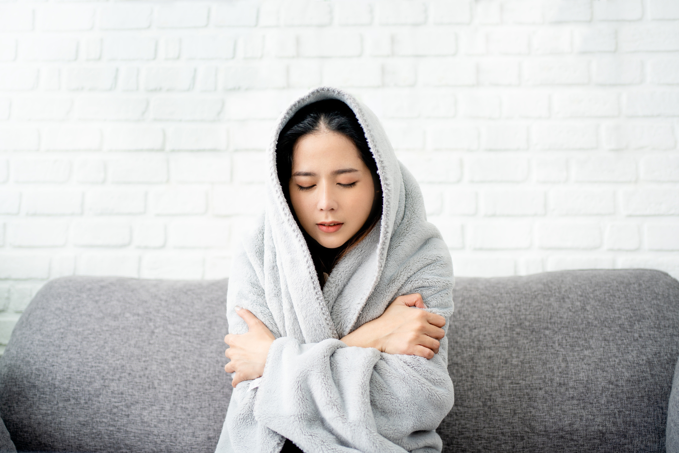 Badan Rasa Sejuk Tapi Berpeluh? Ini 13 Punca, Salah Satunya Sebab Masalah Jantung!