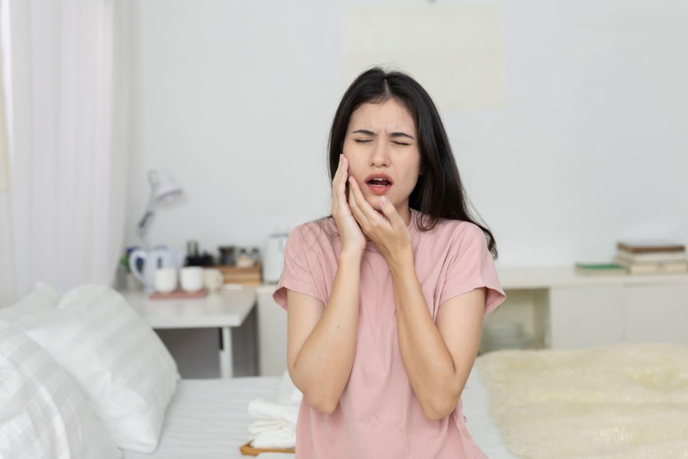 pertumbuhan-gigi-bongsu-menyakitkan