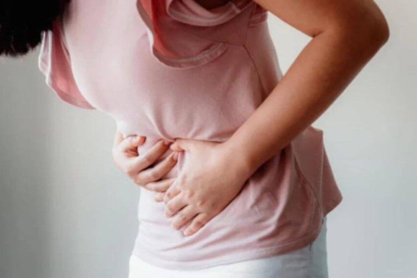 Sakit Perut Tak Hilang-Hilang? Kenali 7 Simptom Yang Patut Anda Risau!