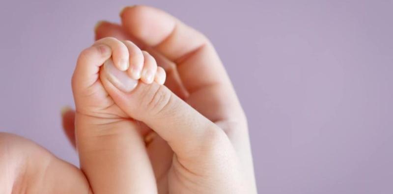 9 Manfaat Sentuhan Kulit ke Kulit Antara Ibu Dengan Bayi Selepas Lahir, Lihat #7!