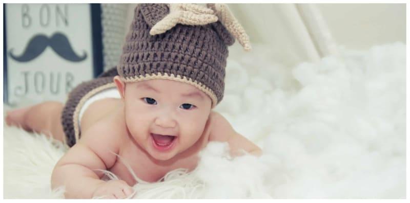 Nak Tahu Cara Ajar Bayi Merangkak? Ini 8 Petua Boleh Dicuba Parents!