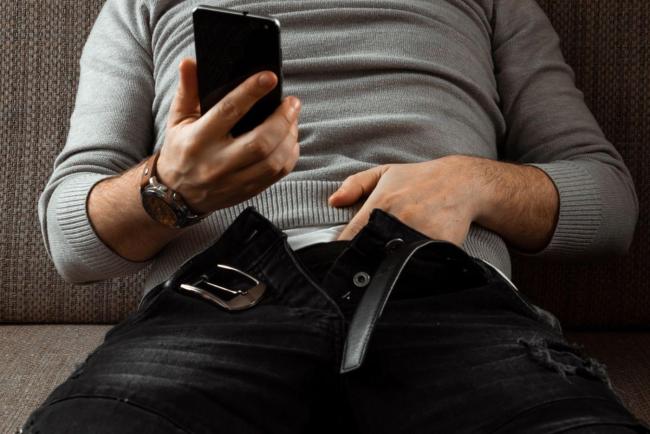 Gemar Melancap Untuk Kepuasan Diri Sendiri? Ini 5 Fakta Setiap Lelaki Mesti Tahu!