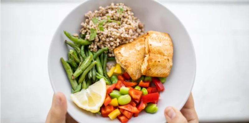 Dulu Kena Ikut Asas Piramid Makanan, Sekarang MyPlate & Pinggan Sihat Malaysia?