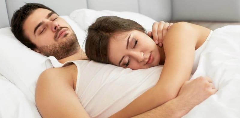 Yay, Malam Jumaat Datang Lagi! Ini 5 Cara Untuk Tampil Seksi, Pasti Pasangan Terpikat!