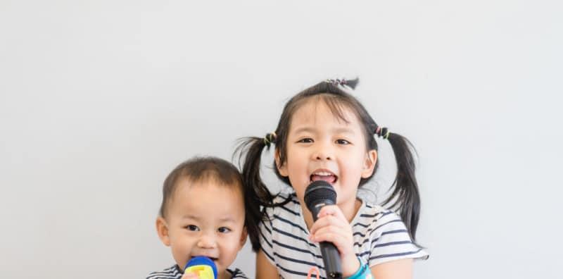 8 Sebab Kenapa Lagu Kanak-Kanak Seperti 'Baby Shark' Penting Untuk Tumbesaran Anak Anda