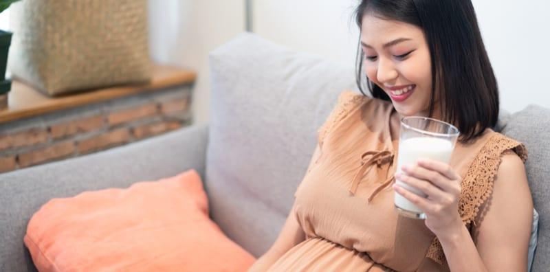 Ibu Hamil, Amalkan 7 Susu Untuk Ibu Mengandung Ini, Ia Bagus Untuk Anda & Janin!