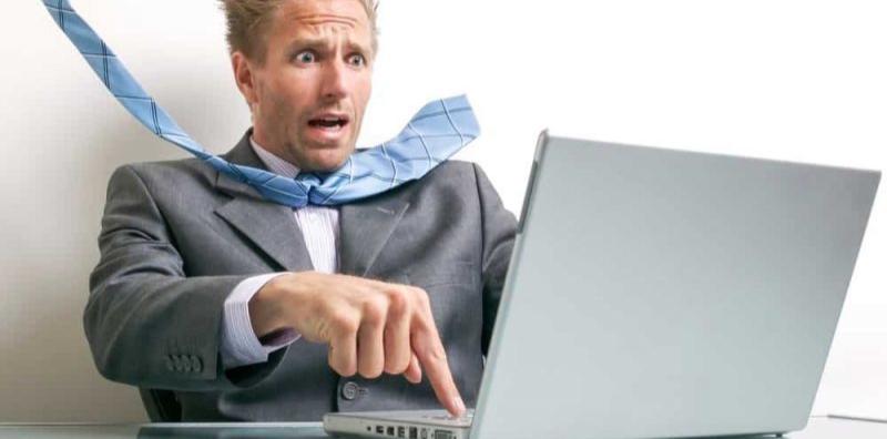 BAHAYA! Benarkah 'SOCMED' Itu Punca Ramai Lelaki Lebih Kerap Melancap?