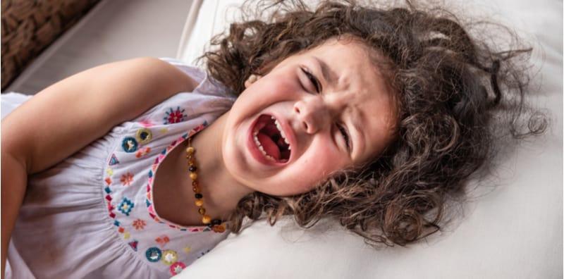 Anak Warisi Perangai Tantrum & Mengamuk Dari Ibu Ayah Yang Tak Boleh Kawal Sikap Marah!