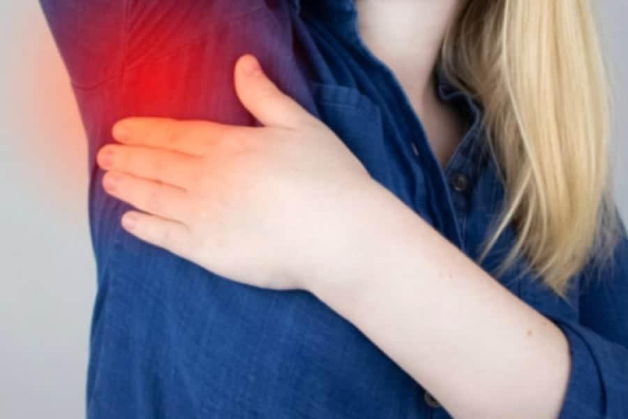 Benjolan Di Ketiak Bukan Sebab Kanser Sahaja, Ada 6 Punca Mesti Tahu!