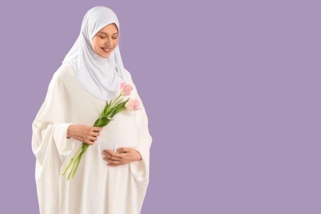 Tetap Bergaya Walaupun Berbadan Dua! 6 Tip Fesyen Ibu Hamil Untuk Hari Raya