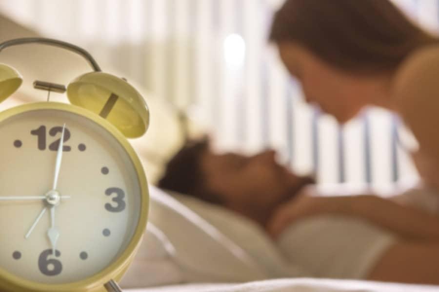 Cukup Ke Hubungan Intim 2x Seminggu? Ini Kekerapan Normal Bersama Pasangan