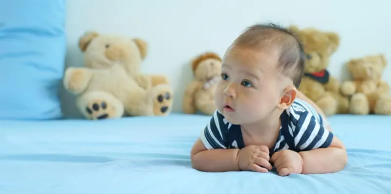4 Sebab Si Manja Perlukan Tummy Time, Salah Satunya Bagus Untuk Perkembangan Anak!