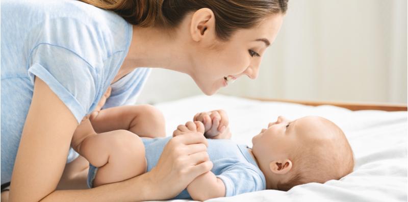 Gembira Baru Dapat Baby? Ini 7 Benda Anda Boleh Bual Bersama Si Manja, Pasti Dia Suka!