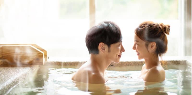 5 Posisi Senggama Dalam Bilik Air Paling Syok Yang Suami Isteri Mesti Cuba!