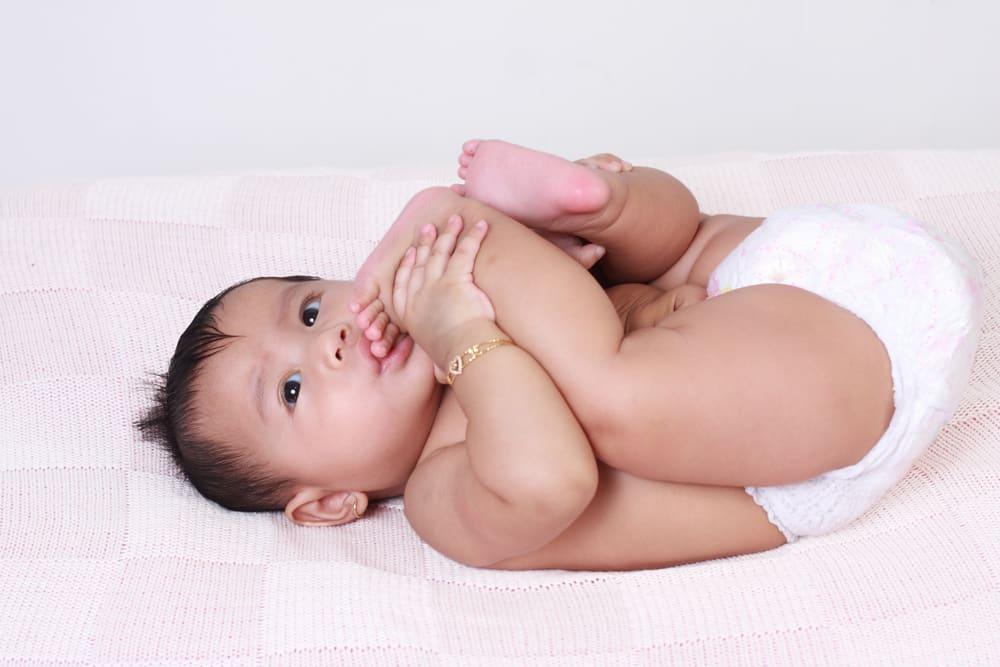 Tip Penjagaan Jari Tangan Dan Kaki Bayi, 5 Perkara Ibu Bapa PERLU Tahu!