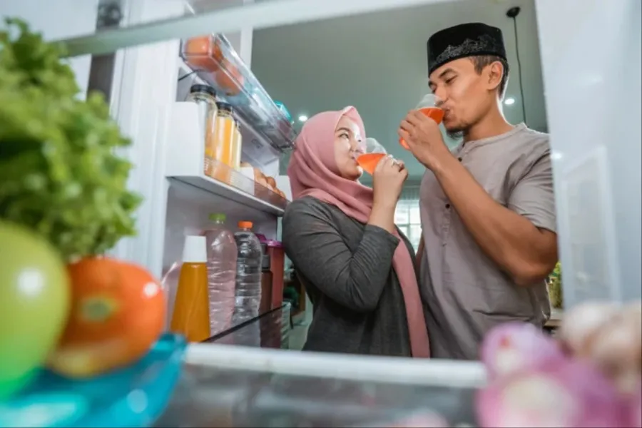 Berpuasa Tapi Makan Banyak Masa Sahur & Berbuka? Cuba 5 Tip Ini Agar Tak Naik Berat!