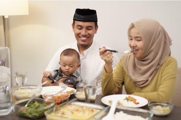 Tak Tahu Nak Masak Apa Masa Sahur? Ini 7 Menu Simple Boleh Cuba Sepanjang Ramadan Ini!