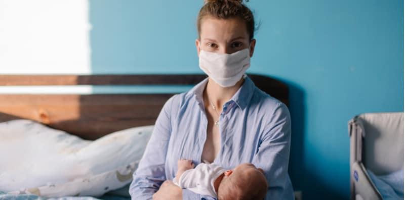 9 Fakta & Auta Berkaitan Penyusuan Badan, Ada Yang Masih Percaya Sampai Sekarang!