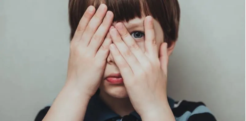 Anak Sering Buat Perangai Berulang-Ulang, Adakah Itu Tanda Autisme? Apa Beza Autisme Dan ADHD?