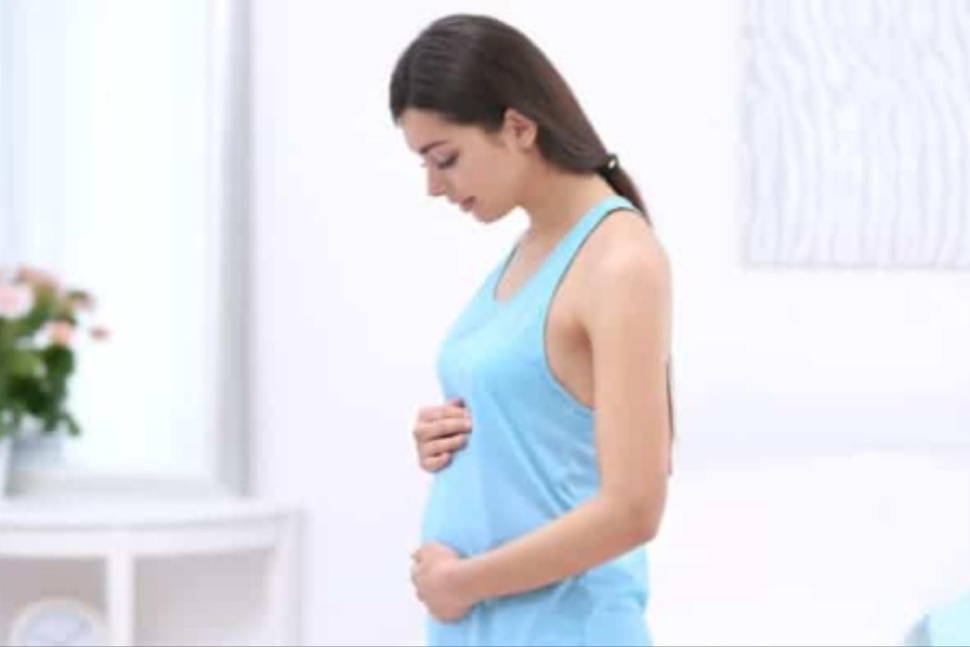 Normal Ke Perut Berdenyut Awal Kehamilan? Ibu, Mungkin Ini 5 Sebabnya!