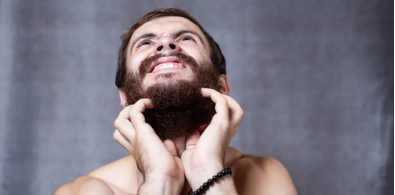 Bukan Rambut & Kulit Kepala Sahaja, Misai Pun Boleh Rasa Gatal! Apa Puncanya?