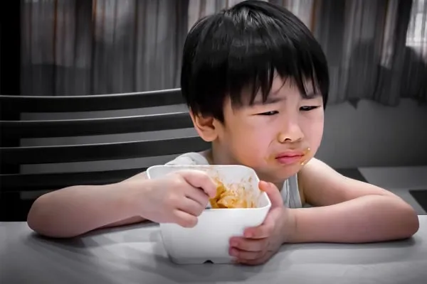 Anak muntah selepas makan