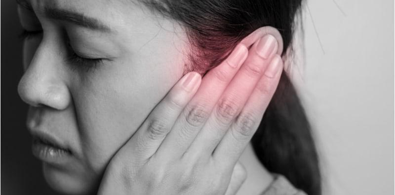 Semut Masuk Telinga, Jangan Korek! Ini Cara Nak Keluarkan Semula