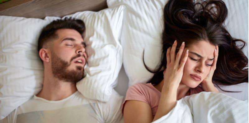 Terlalu Penat Bekerja Itu Punca Tidur Berdengkur Pada Waktu Malam, Betul Ke Ni?