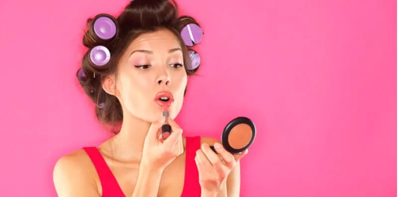 Kulit Sudah Berjerawat Tapi Masih Nak Pakai Mekap, Aik, Salah Ke? Ini Jawapan Tepat Untuk Anda!