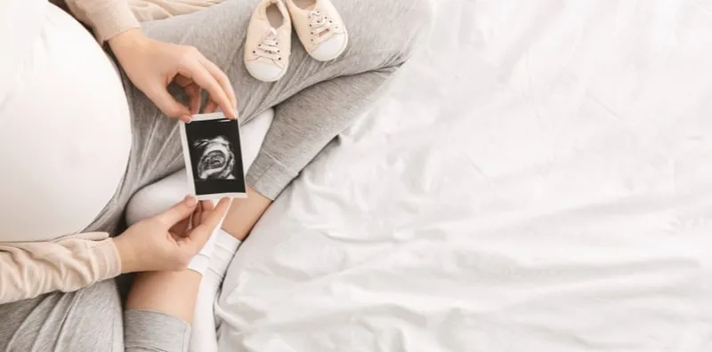 5 Langkah Mengatasi Masalah Air Ketuban, Ia Petanda Bahaya Pada Janin!