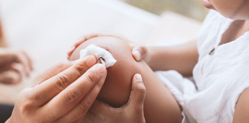 Darah Pada Luka Anak Sukar Membeku? Ibu Ayah Yang Ada Anak Hemofilia, Ambil Tahu Perkara Ini!