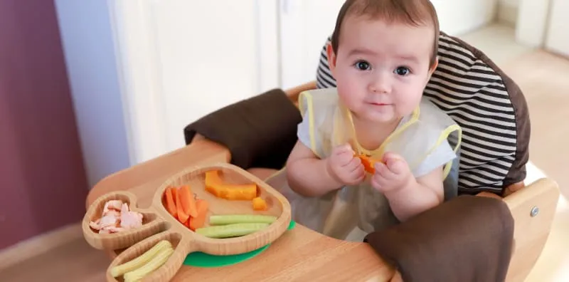 Bayi Sudah Masuk Usia 8 Bulan? Ibu Boleh Mula Bagi Si Manja Finger Food, Baik Untuk Skil Motor