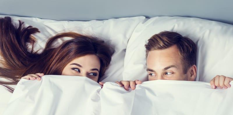 Hubungan Intim Bersama Pasangan Boleh Tingkatkan Kesihatan Jantung Anda, Betul Ke?