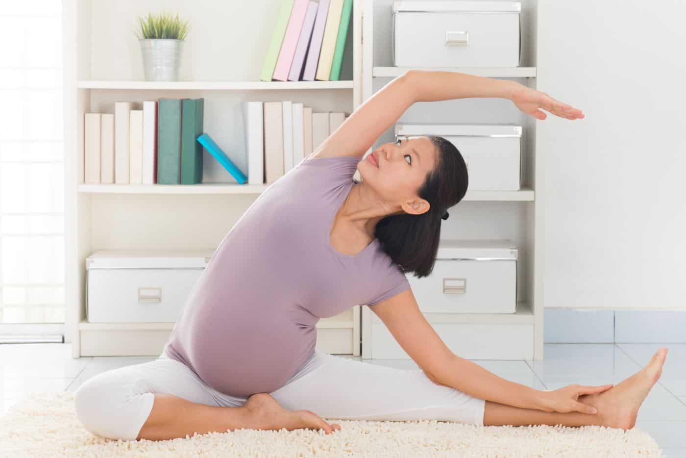 Jangan Ingat Ibu Bersalin Cesarean Tak Boleh Bersenam! Nak Cepat Sembuh, Buat Senaman Ini