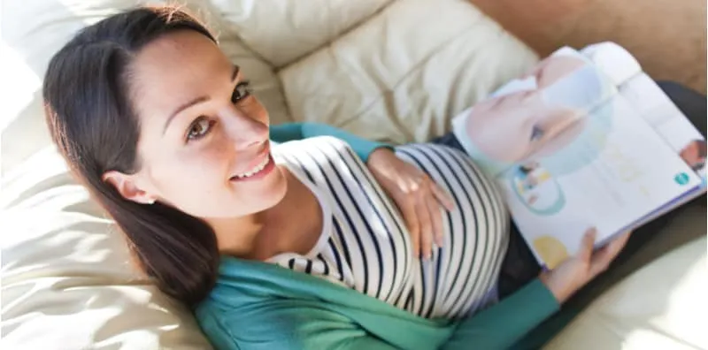 Betul Ke Ibu Rajin Baca Buku Masa Hamil, Anak Jadi Bijak? Ini Jawapannya...
