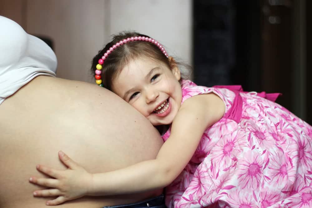 bayi dalam kandungan