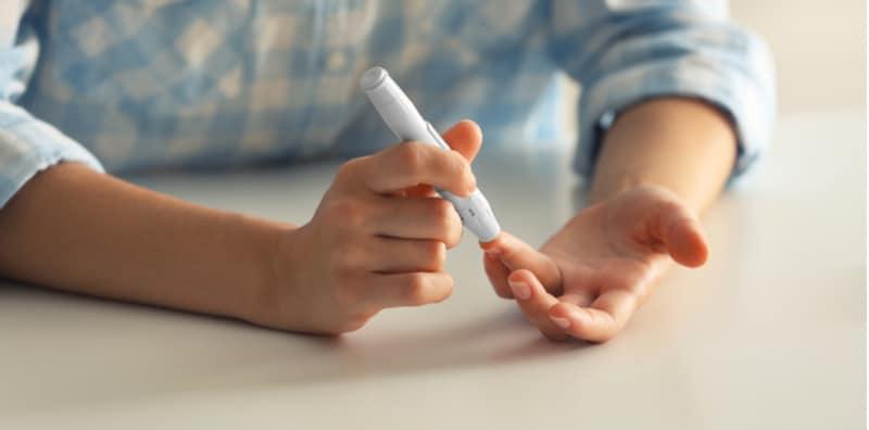 Elak 5 Kesilapan Ini Semasa Periksa Kadar Gula Dalam Darah Di Rumah