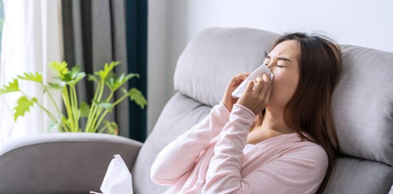 Ada 7 Cara Nak Atasi Kalau Hidung Asyik Rasa Gatal, Minum Air Kosong Tip Paling Mudah!